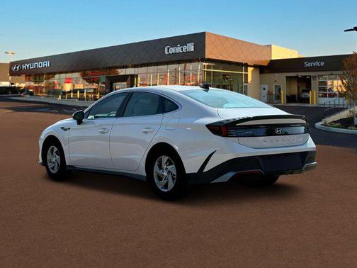 2026 Hyundai SONATA SE