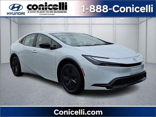 2024 Toyota Prius LE