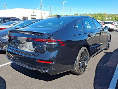2023 Honda Accord Hybrid Base