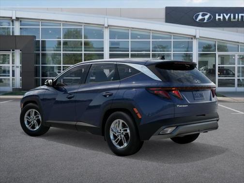 2025 Hyundai TUCSON SE