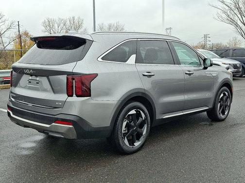 2025 Kia Sorento Hybrid EX