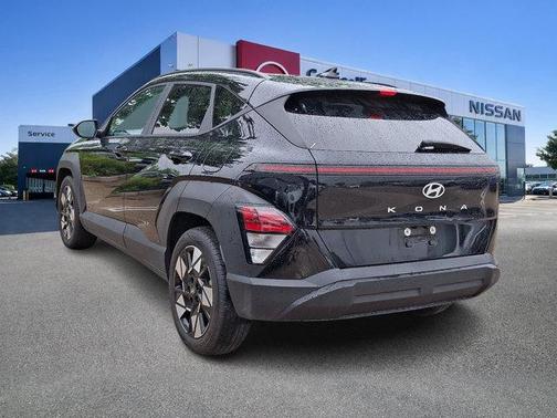 Abyss Black Pearl 2024 Hyundai KONA SEL