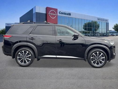 Super Black 2026 Nissan Pathfinder Platinum