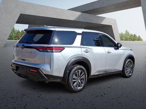 2024 Nissan Pathfinder S 4WD