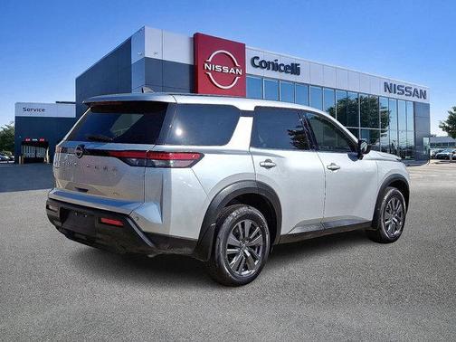 2024 Nissan Pathfinder S 4WD