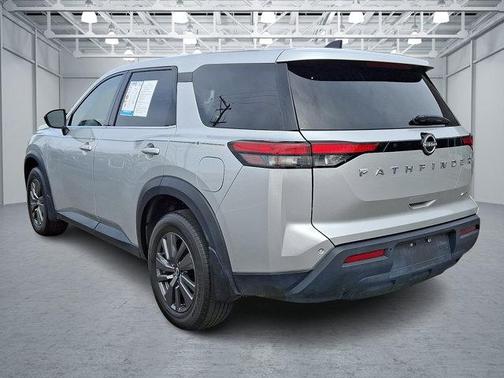 2024 Nissan Pathfinder S 4WD