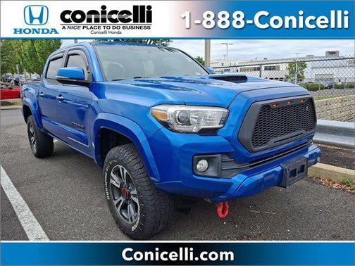 2017 Toyota Tacoma TRD Sport