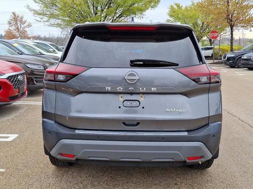 2022 Nissan Rogue SV