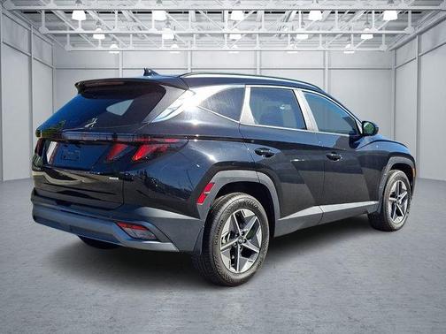 Phantom Black 2025 Hyundai TUCSON SEL