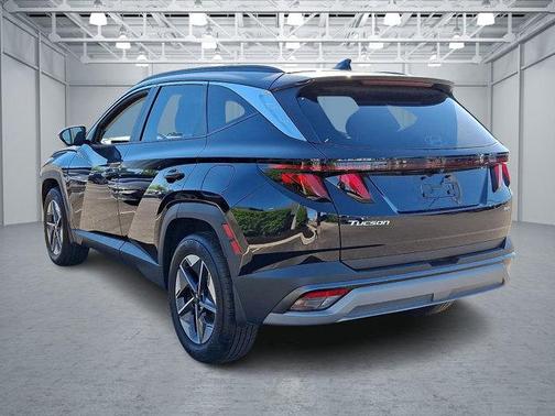 Phantom Black 2025 Hyundai TUCSON SEL