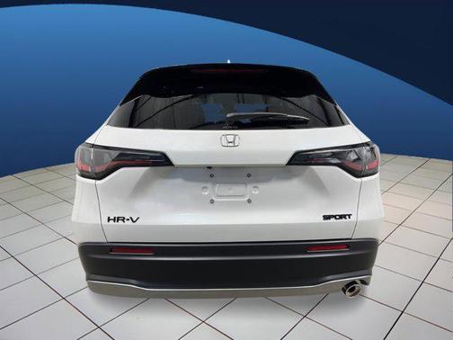Platinum White Pearl 2027 Honda HR-V Sport