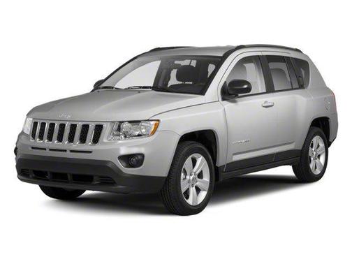 Bright Silver Metallic 2013 Jeep Compass Sport
