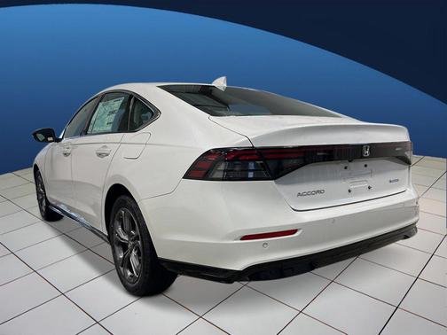 Platinum White Pearl 2026 Honda Accord Hybrid EX-L