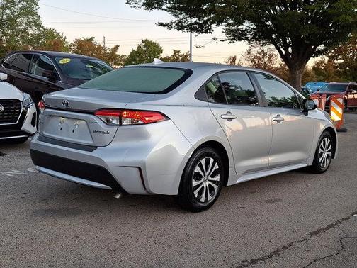 2022 Toyota Corolla Hybrid LE