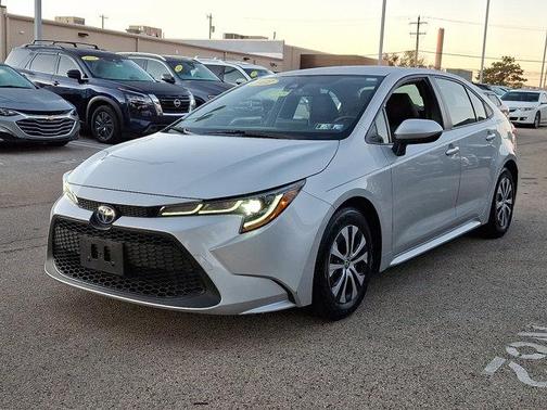 2022 Toyota Corolla Hybrid LE
