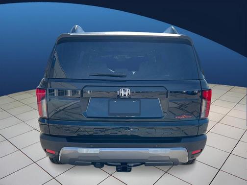 Crystal Black Pearl 2026 Honda Passport AWD TrailSport
