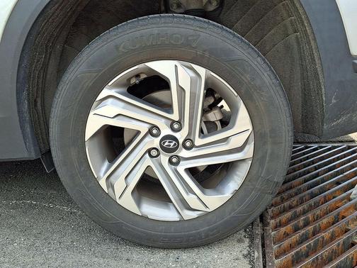 Shimmering Silver 2023 Hyundai SANTA FE SEL 2.4