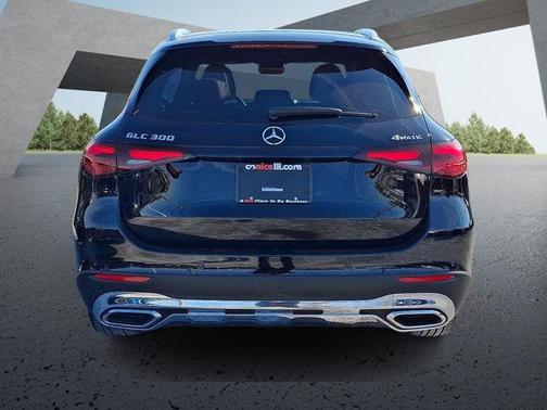 2026 Mercedes-Benz GLC 300 4MATIC