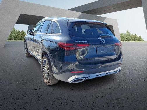 2026 Mercedes-Benz GLC 300 4MATIC