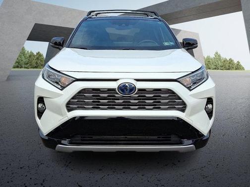 2021 Toyota RAV4 Hybrid SE