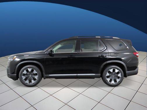 Crystal Black Pearl 2026 Honda Pilot Elite