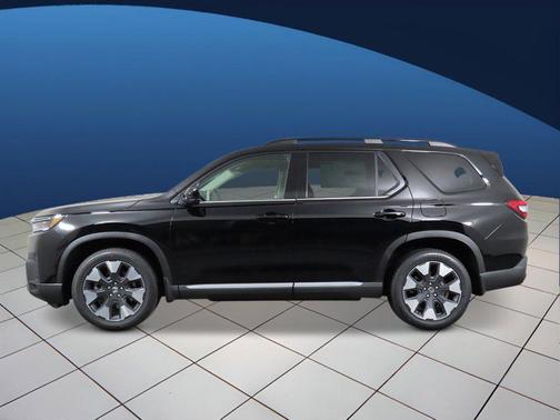 Crystal Black Pearl 2026 Honda Pilot Elite