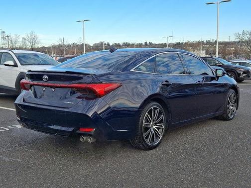 2022 Toyota Avalon Touring