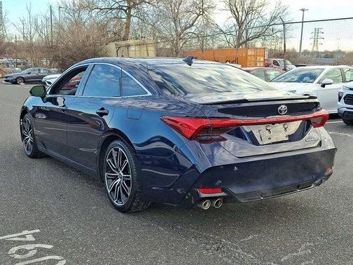 2022 Toyota Avalon Touring