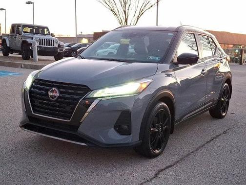 2023 Nissan Kicks SR