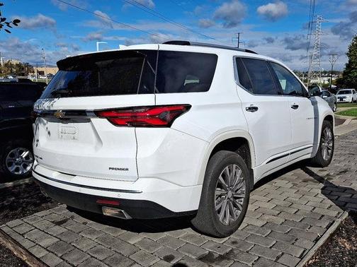 2022 Chevrolet Traverse Premier
