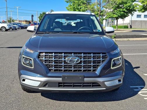 Denim w/White Roof 2023 Hyundai VENUE Limited