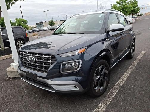 Denim w/White Roof 2023 Hyundai VENUE Limited