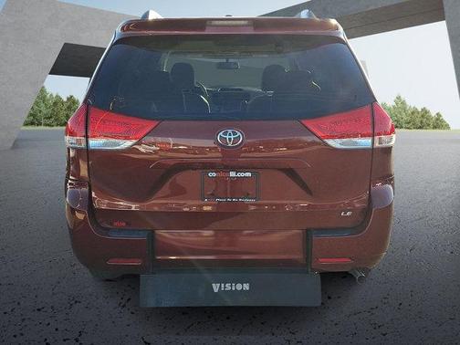 2014 Toyota Sienna LE