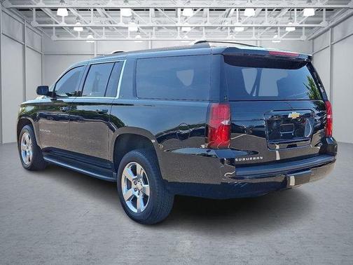 2020 Chevrolet Suburban LT