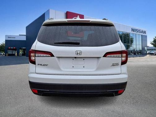 Platinum White Pearl 2022 Honda Pilot AWD Sport