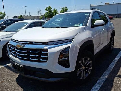 Summit White 2025 Chevrolet Equinox 1LT