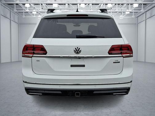Pure White 2020 Volkswagen Atlas 3.6L SE