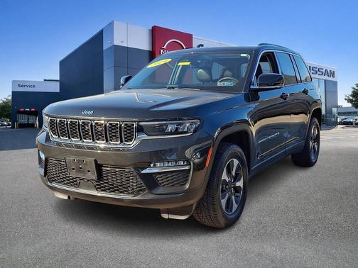 Rocky Mountain Pearlcoat 2024 Jeep Grand Cherokee 4xe Base
