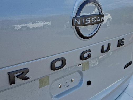 2025 Nissan Rogue S