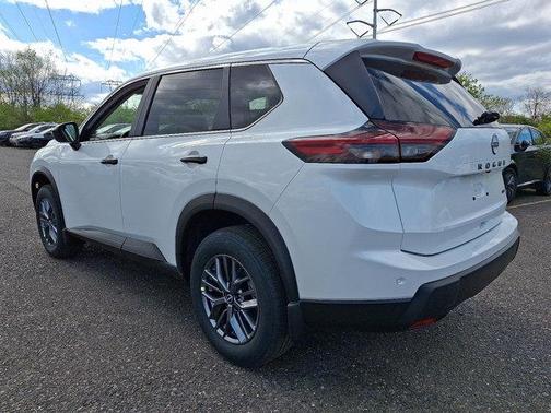 2025 Nissan Rogue S