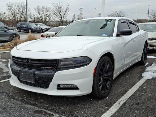 2018 Dodge Charger SXT Plus