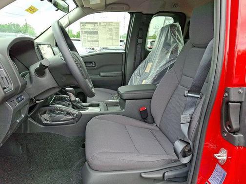 2025 Nissan Frontier S