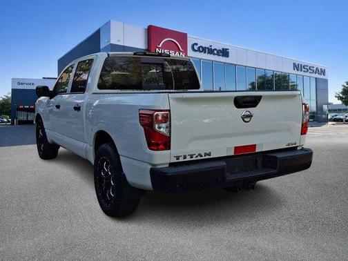 Glacier White 2022 Nissan Titan S