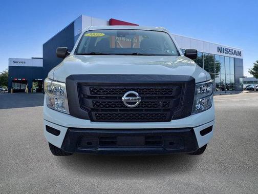 Glacier White 2022 Nissan Titan S