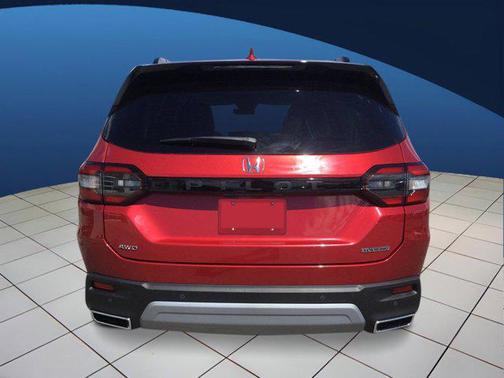 2025 Honda Pilot Touring 8-Passenger