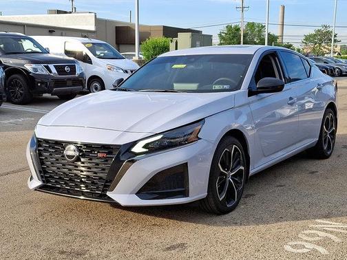2025 Nissan Altima SR AWD