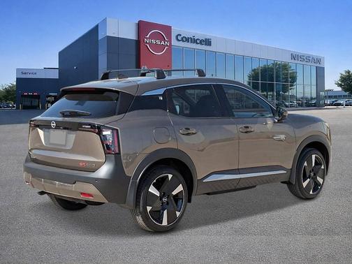 Canyon Bronze Metallic 2026 Nissan Kicks SR