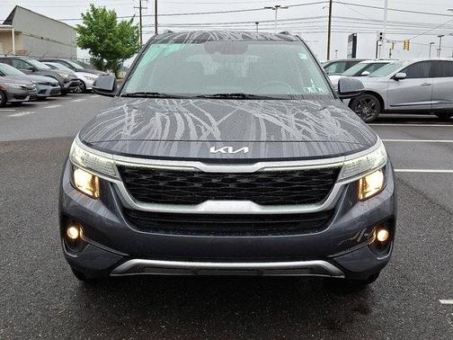 2022 Kia Seltos EX
