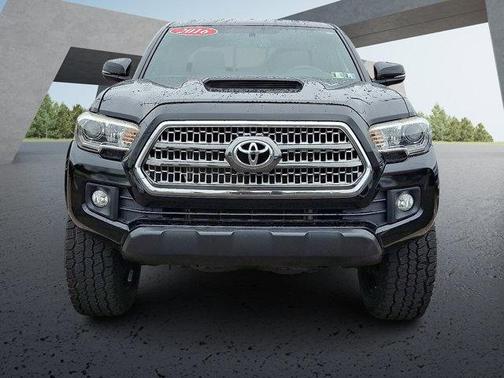 2016 Toyota Tacoma TRD Sport