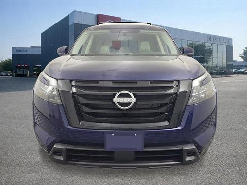 2025 Nissan Pathfinder SV 4WD